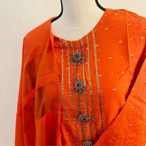 JUNAID JAMSHED PAKISTANI DESIGNER SHALWAR KAMEEZ FORMAL DRESS - Picture 2 of 4